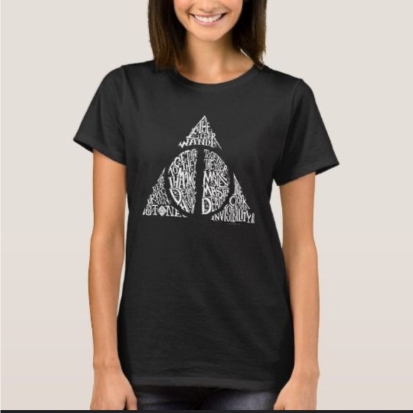Universal Studios Wizarding World Harry Potter Deathly Hallow Crop‎ Shirt Top M - Picture 1 of 7